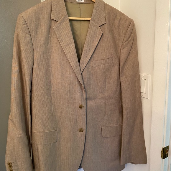 Men’s Calvin Klein suit. Large. - Picture 9 of 12